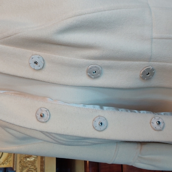 Dian von Furstenberg coat - Picture 8 of 15